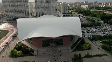 5.4k航拍锡林浩特市体育竞赛中心篮球馆视频的预览图